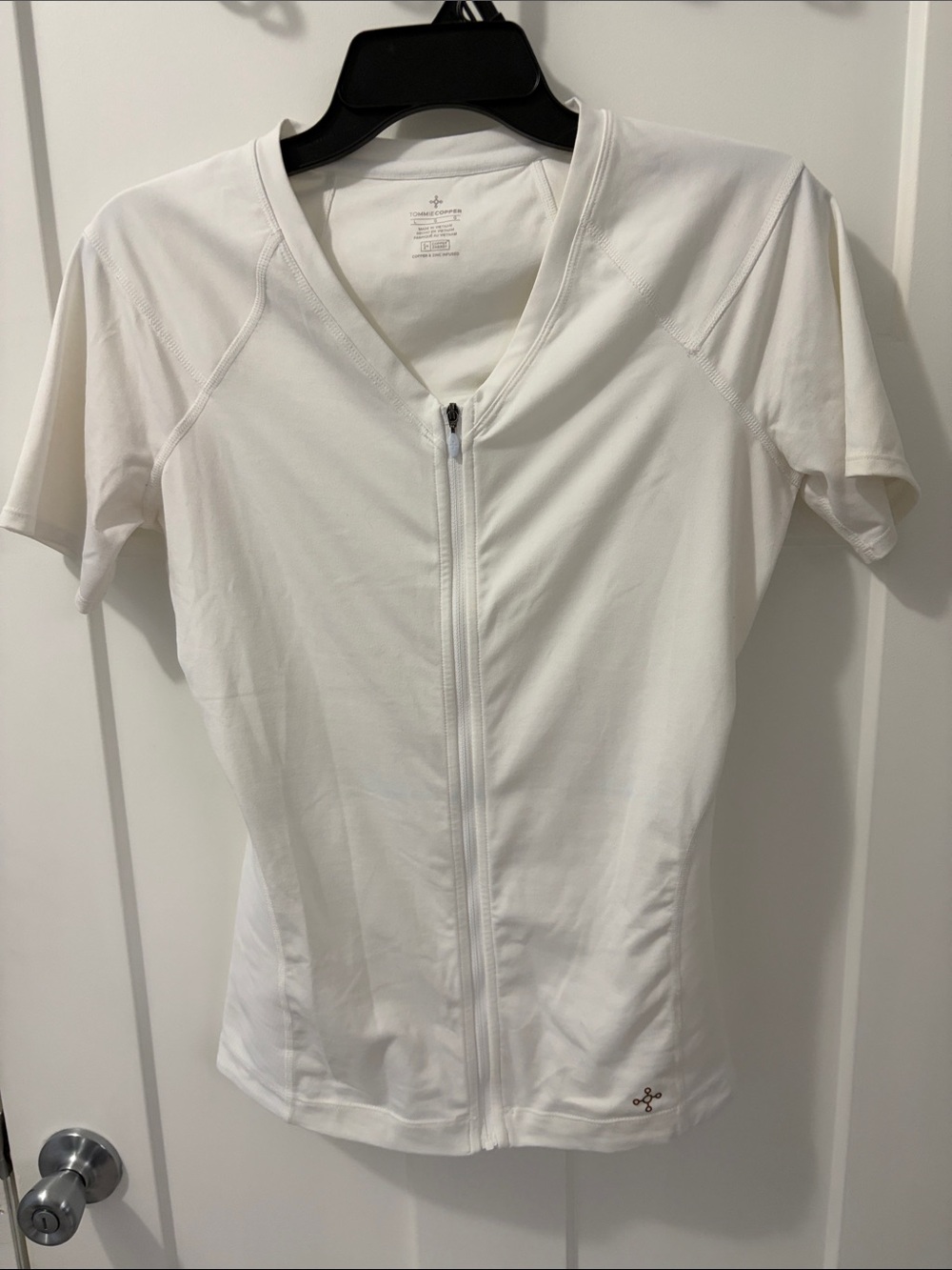 Women's Tommy Copper White Short-Sleeve Zip-Front Compression Top